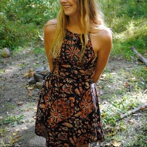 ABERCROMBIE & FITCH Multi-Color Sleeveless Dress